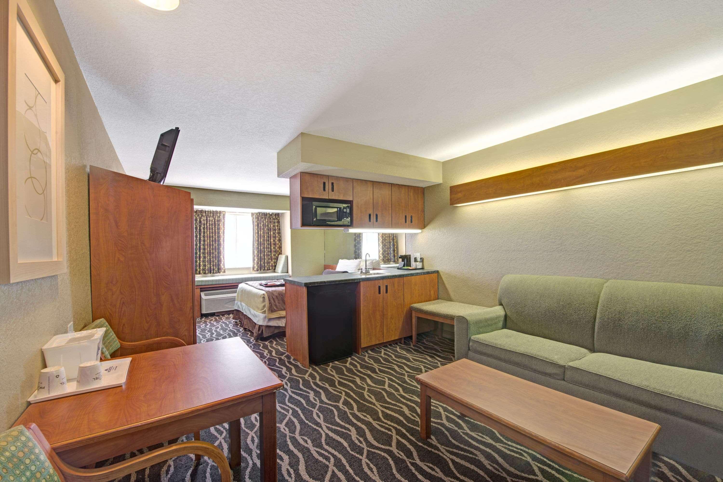 Super 8 By Wyndham San Antonio Downtown Ne Hotell Exteriör bild