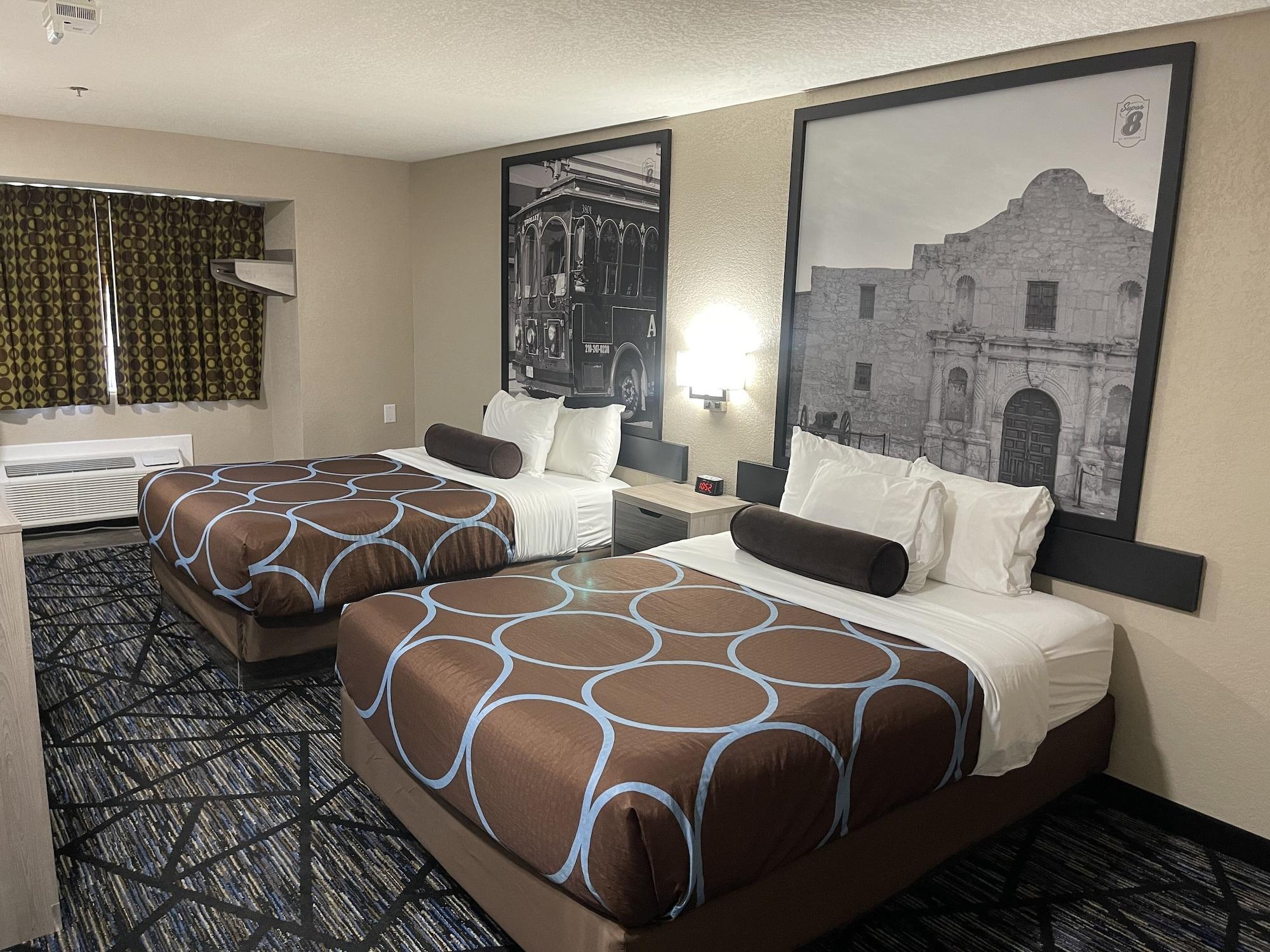 Super 8 By Wyndham San Antonio Downtown Ne Hotell Exteriör bild